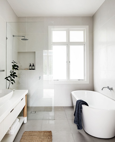 bathtub kamar mandi